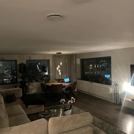 30th Floor
